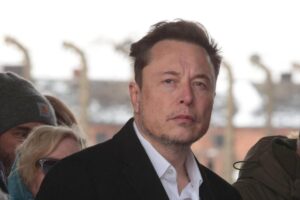Elon Musk trasferimenti