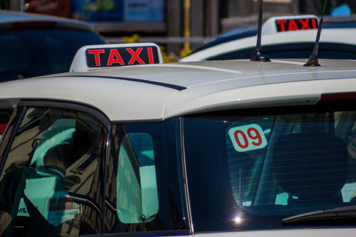 Aumento tariffe taxi: proteste a Roma