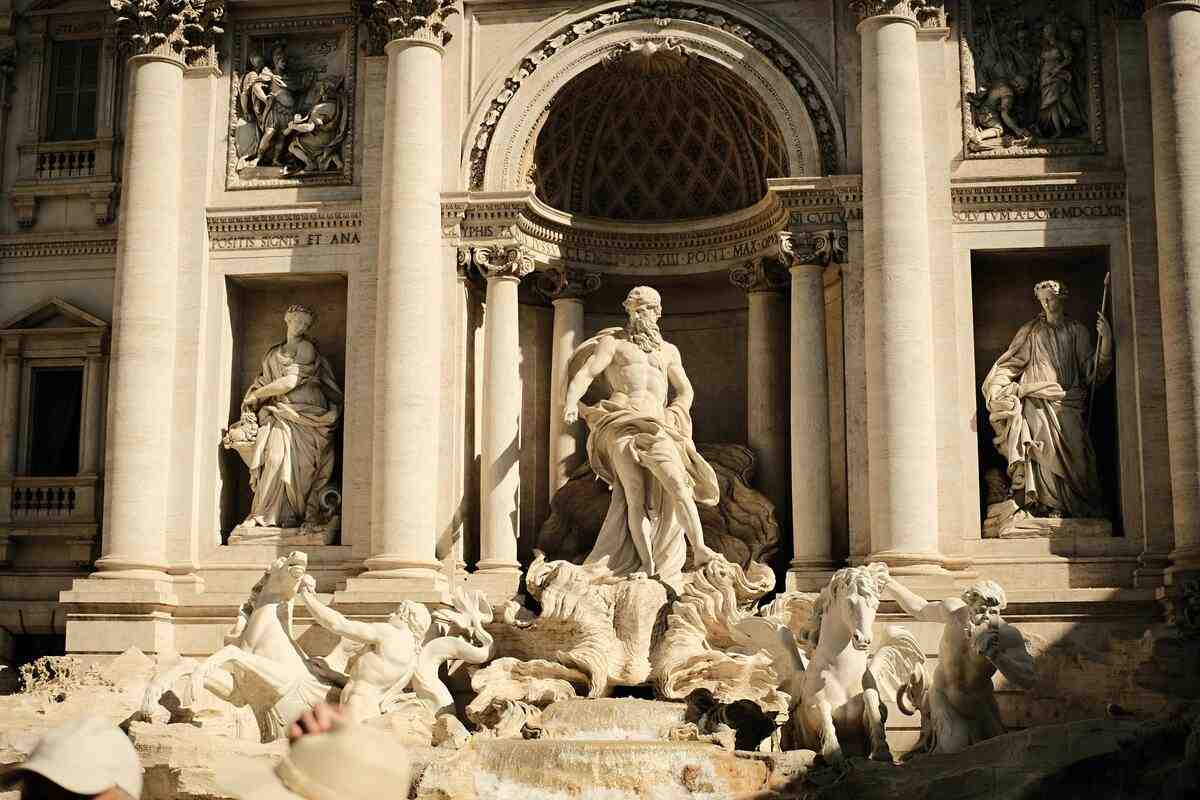 Fontana di Trevi a pagamento