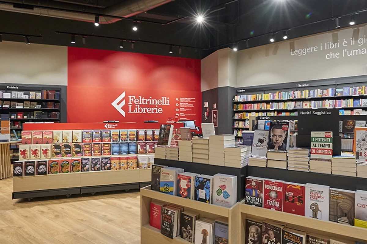 Feltrinelli assume