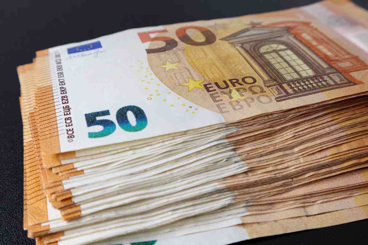 Una grossa cifra in contanti in euro