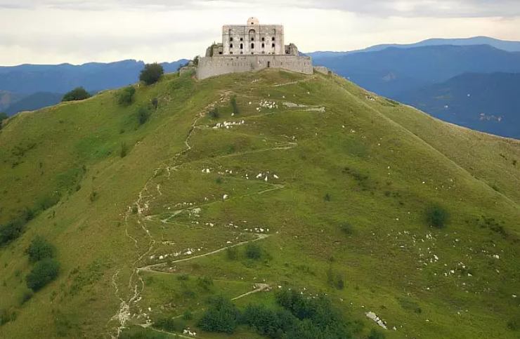 L’antichissimo forte abbandonato nel 700: ecco dove si trova